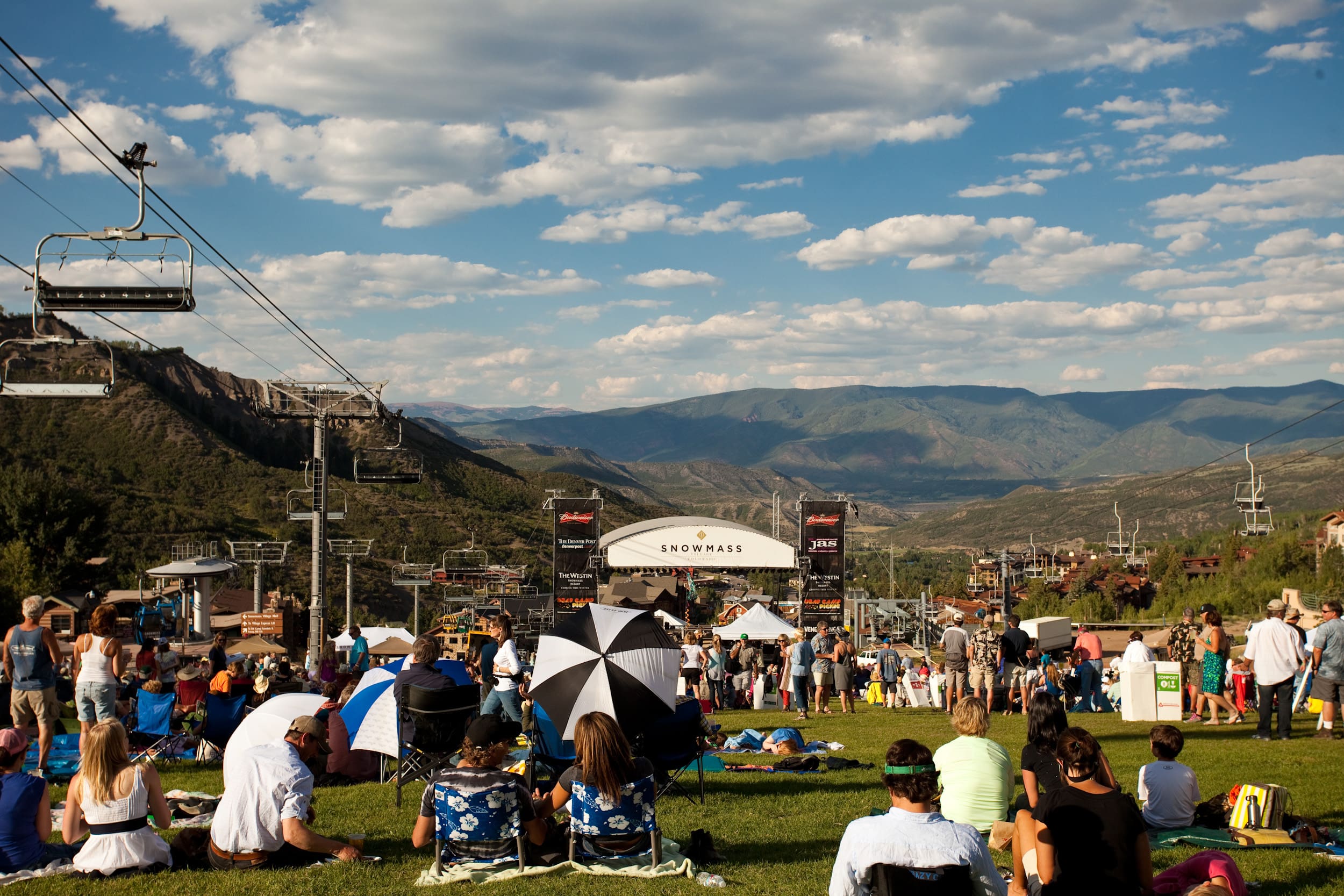 Fanny Hill amphitheater venue space - Crowd enjoying a live performance at Fanny Hill in Snowmass Village