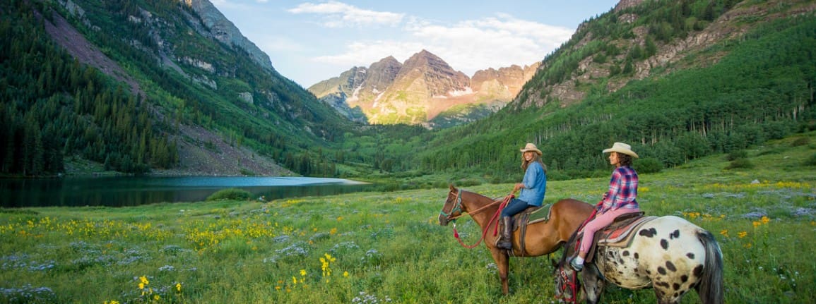 group travel on horseback at Maroon bells