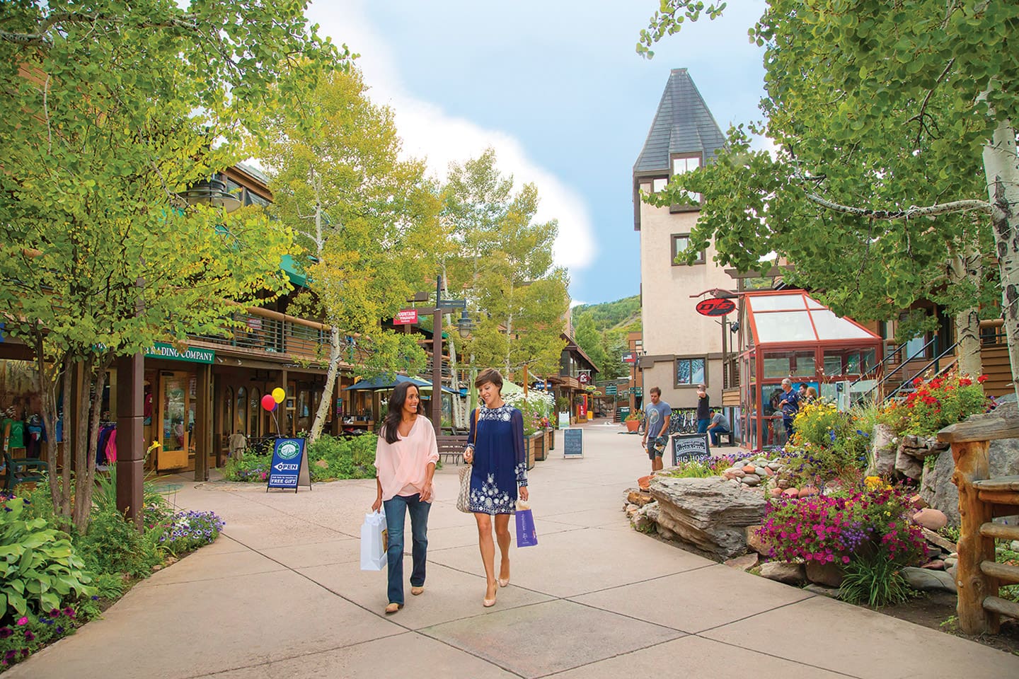 Snowmass Shopping Center with people